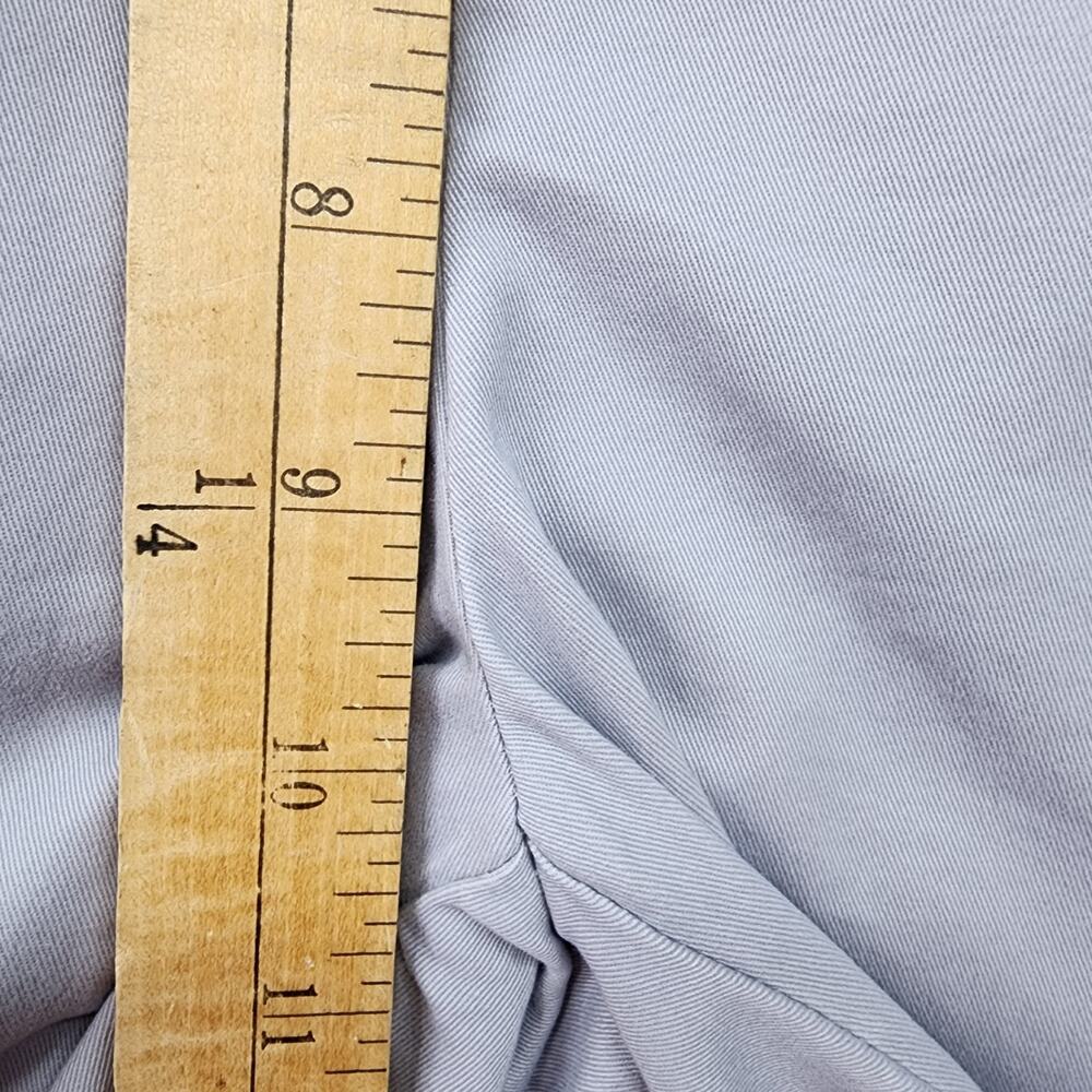 NWT Liz Claiborne Bermuda Shorts Womens 16 Gray Stretch Mid Rise Pockets - Picture 14 of 14